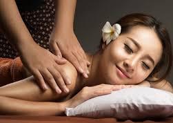 Thai Massage-Worblaufen-Ittigen-Zollikofen-Bern-Massage--Entspannen-Massieren-Geniessen-Erholen